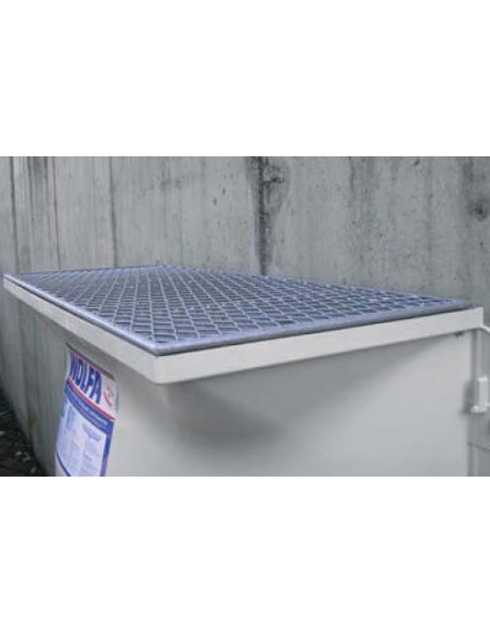 WOLFA light well with a grid grating 30/30