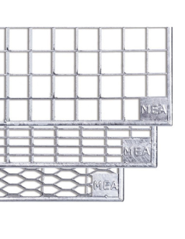 MEAMAX STANDARD basement light well with a grid grating 30/30