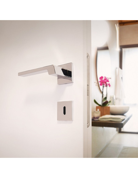 Lever door handle Linea Cali Stream Zincral on a square rose 024